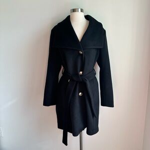Vince Camuto Black Trench Coat Size Medium